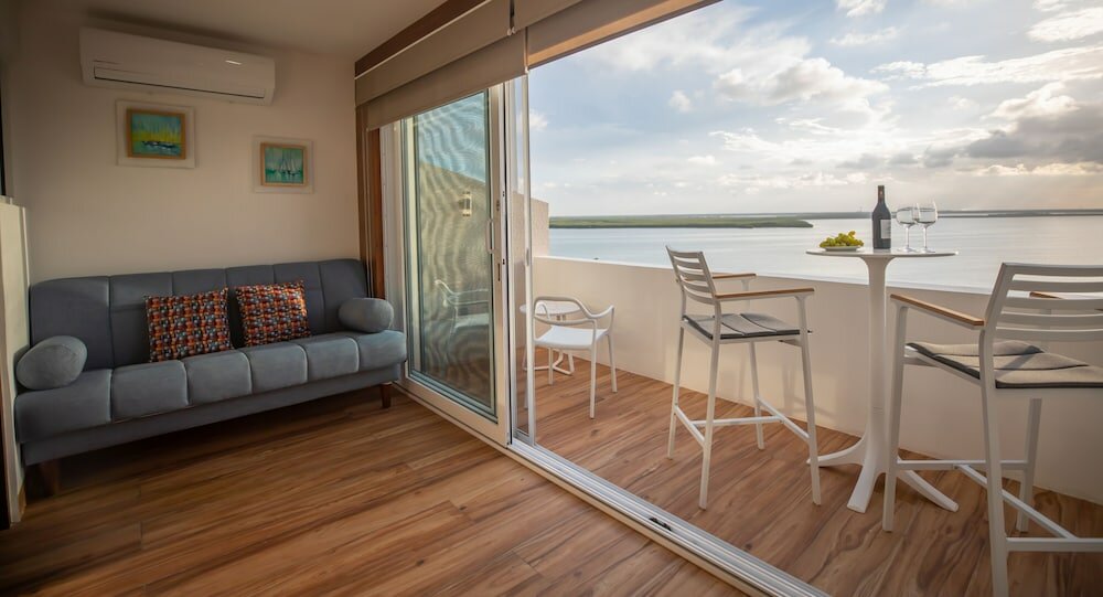 Фото Beachfront Penthouses at Brisas by The Spot