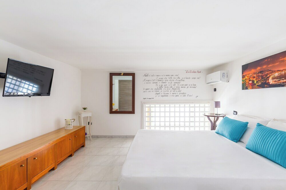 Фото Antica Napoli by Wonderful Italy