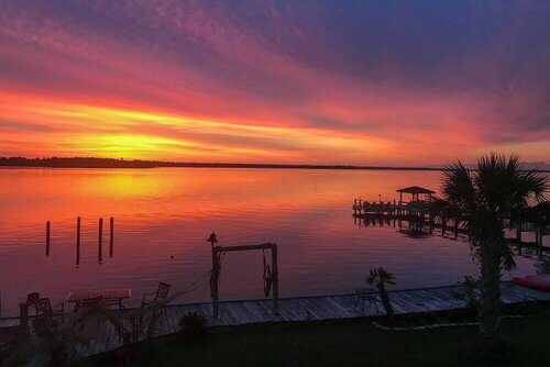 Гостиница Charming Waterfront Home: Fish, Boat + More!