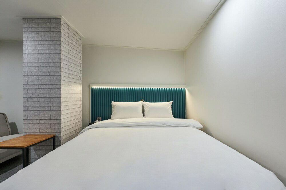 Фото Hotel Chloe