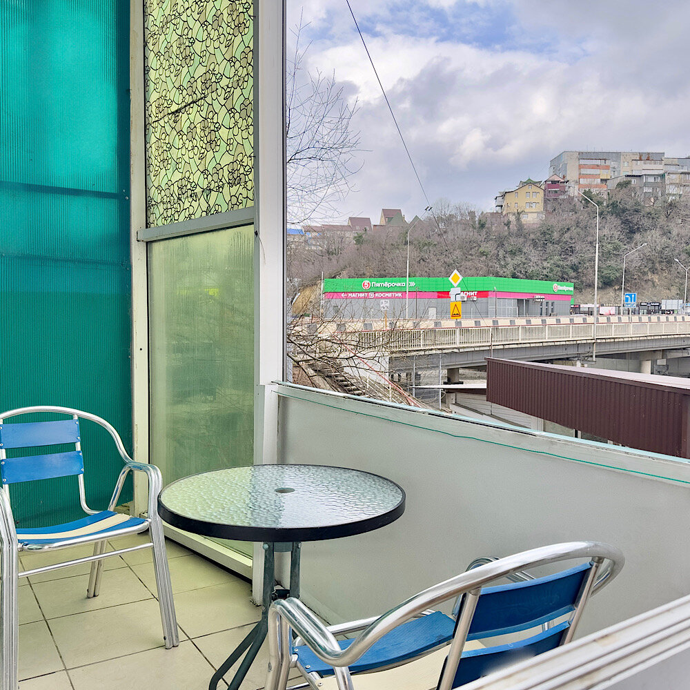 Фото отеля 2