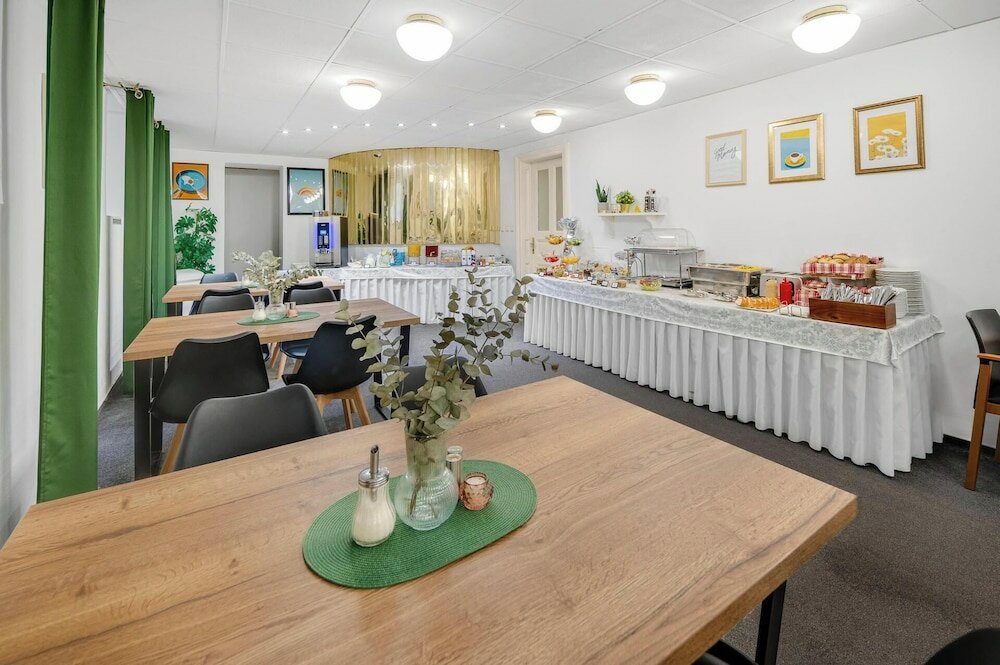 Фото Elisabeth Old Town