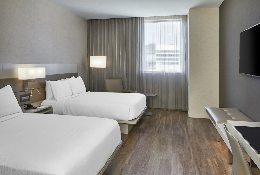 Фото Ac Hotel by Marriott Miami Aventura