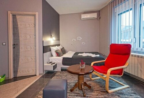 Гостиница Hotel Lama в Крагуеваце