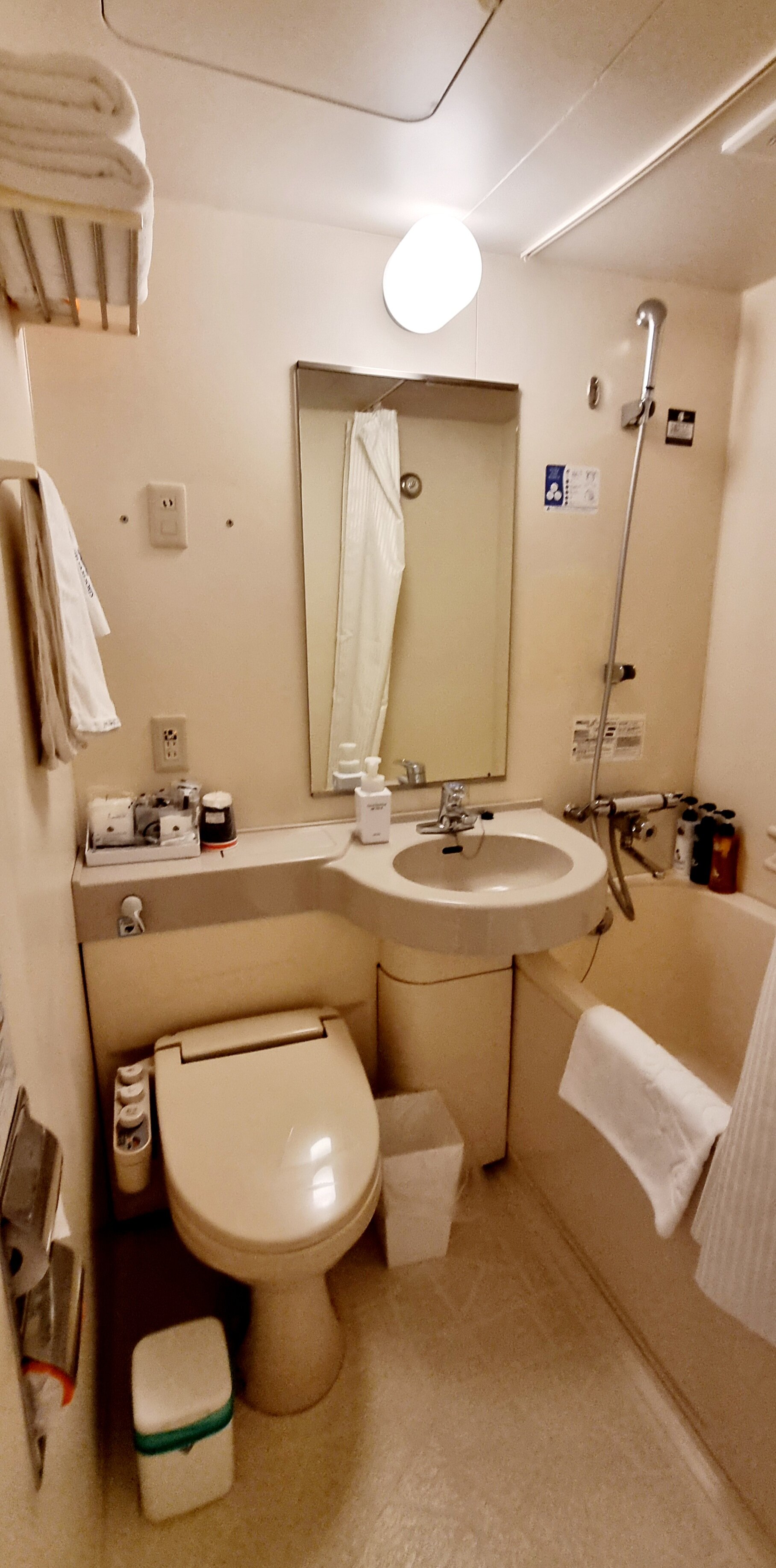 Фото Apa Hotel Tokyo-Ojima