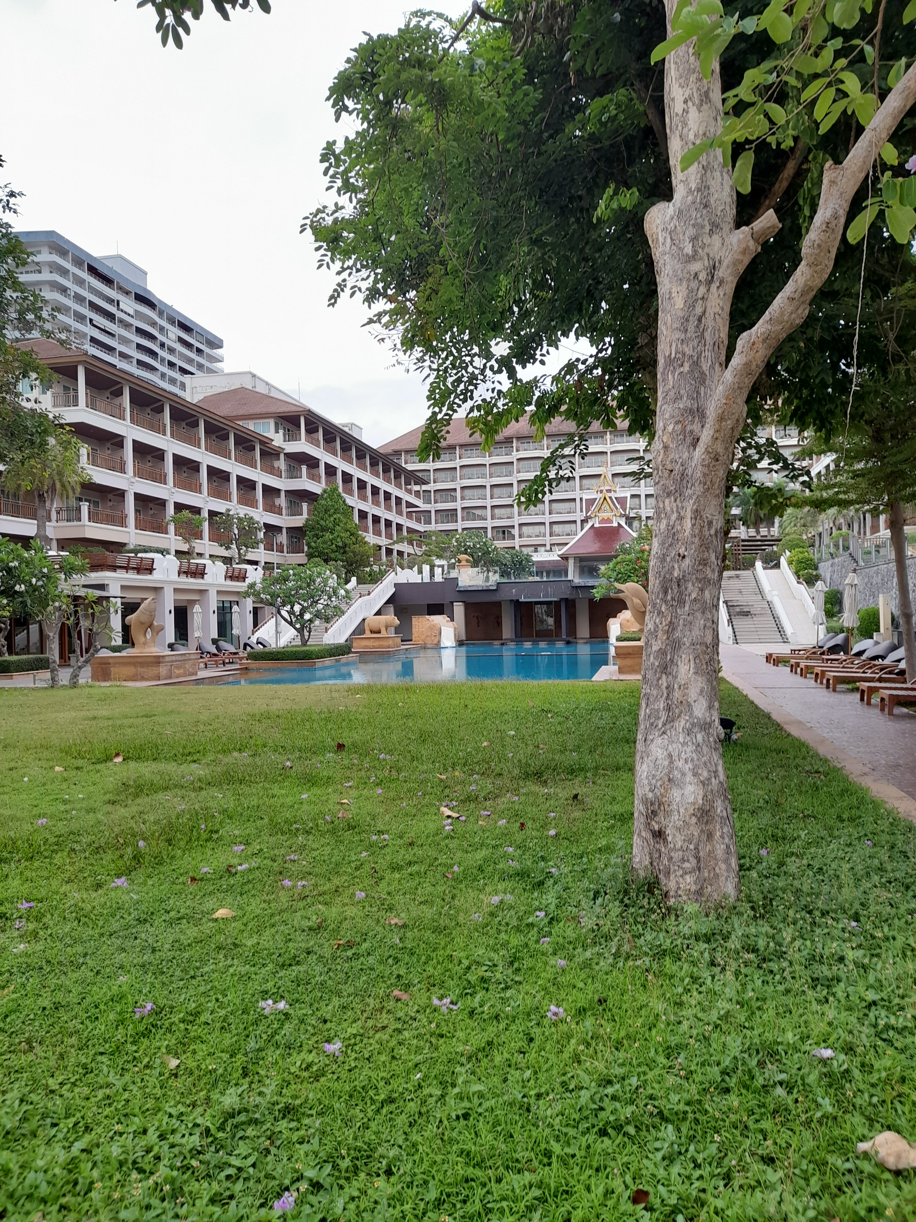 Фото The Heritage Pattaya Beach Resort