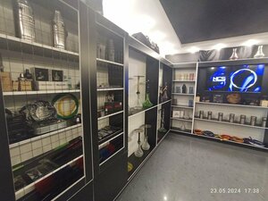 D4M (Frunze Street, 93), tobacco and smoking accessories shop