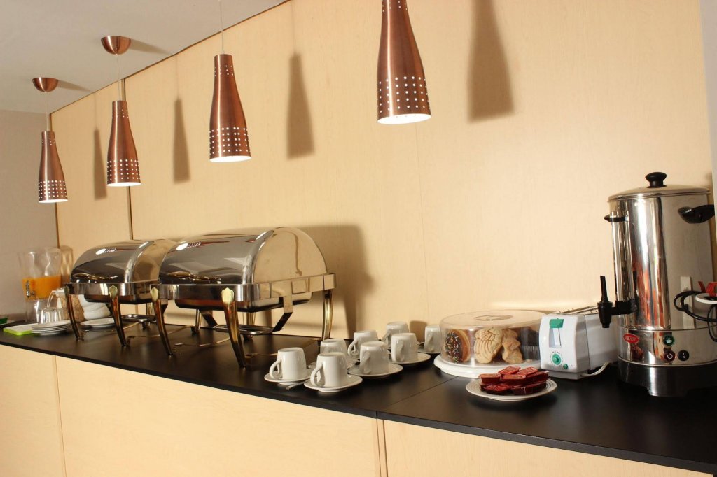 Фото Urbainn Hotel