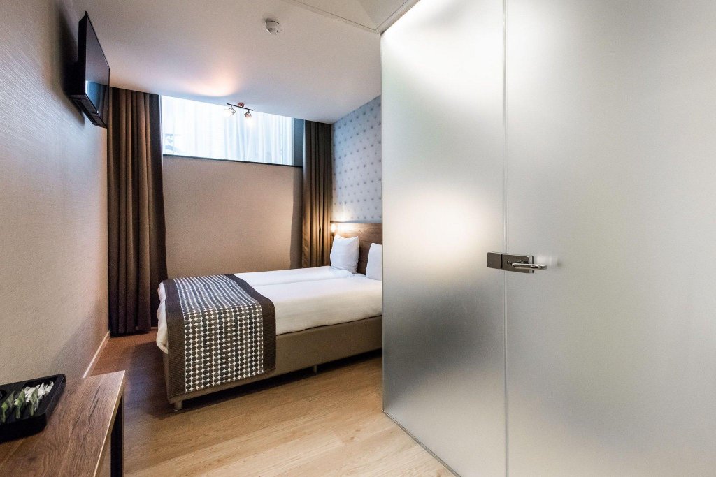 Фото Melrose Hotel