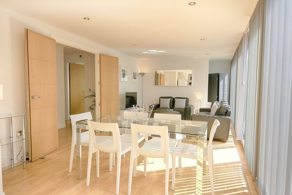 Фото Roomspace Apartments -Watling Street