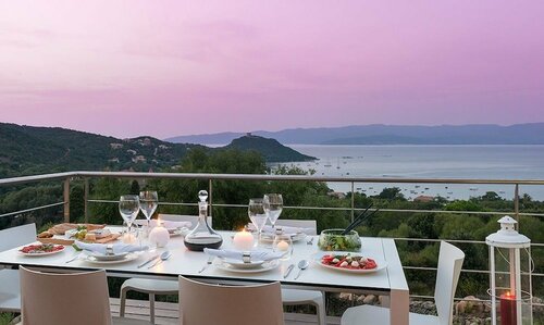 Гостиница Villa U Scudu в Сартене