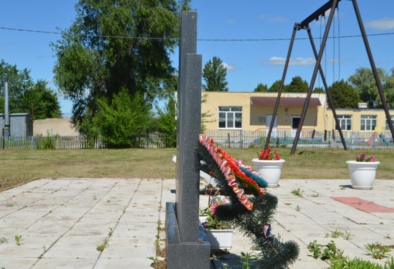 نصب تذكاري للحرب، مقبرة جماعية Погибшим воинам на полях сражения в годы ВОВ ، مقاطعة سامارا، صورة