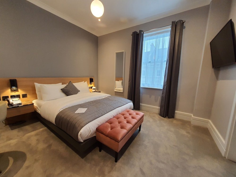 Фото Gainsborough Hotel