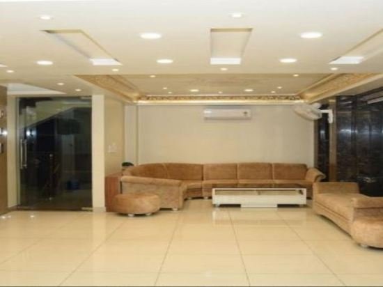Фото Hotel Royal Amer City
