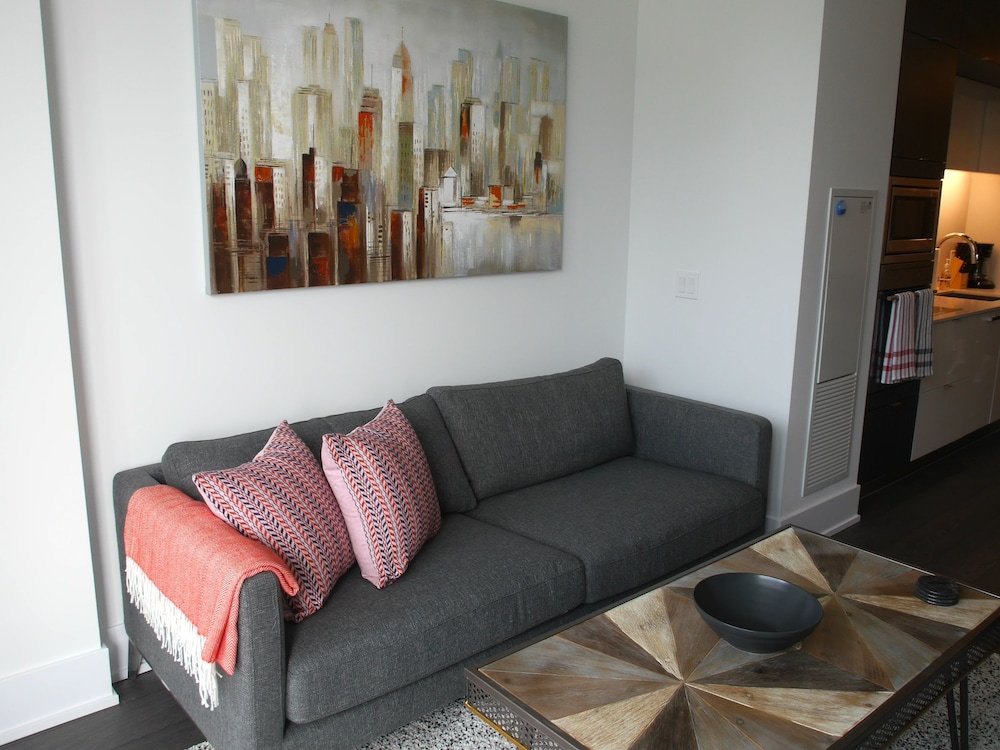 Фото Beautifully 1br Condo at the Waterfront