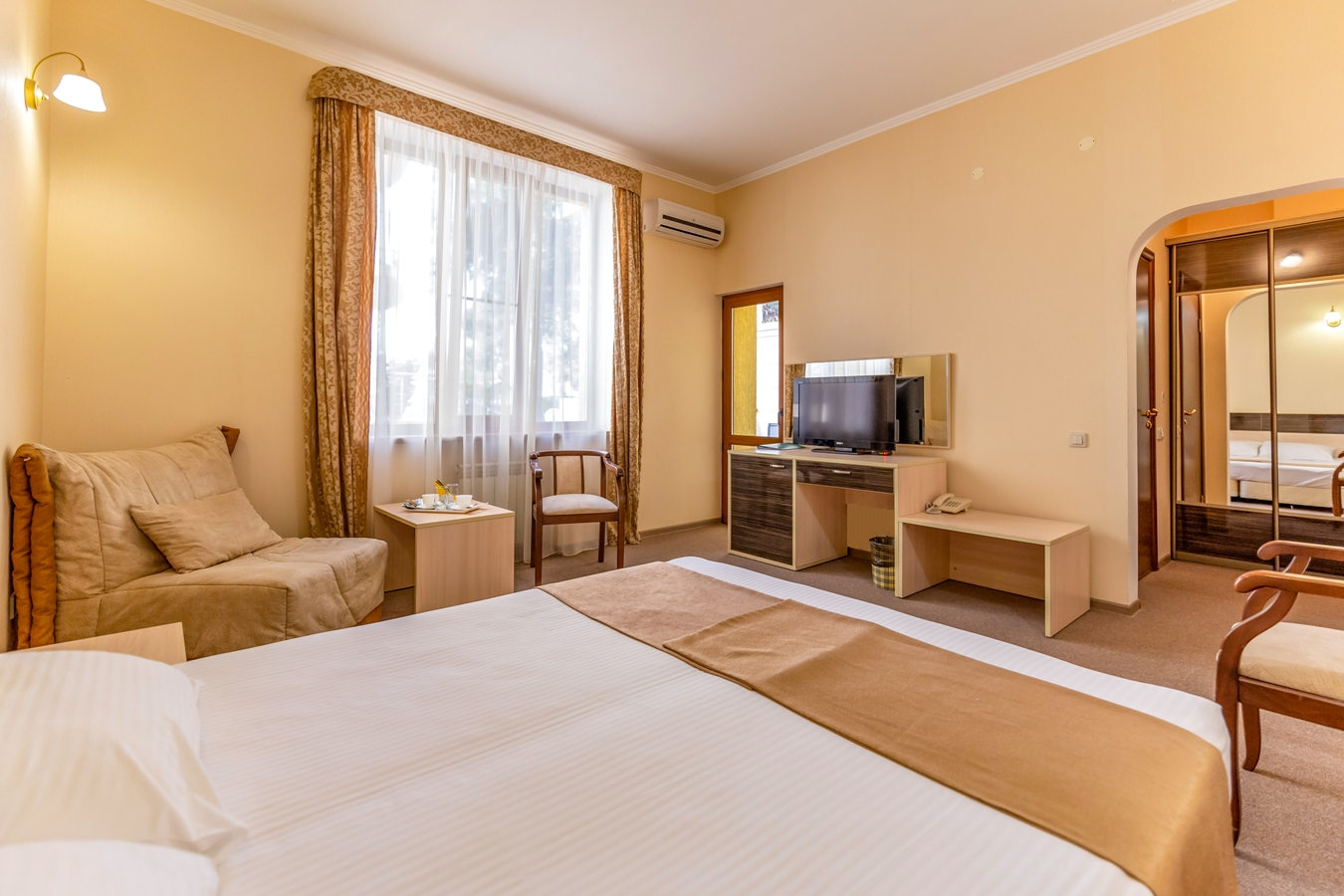 Фото отеля 4