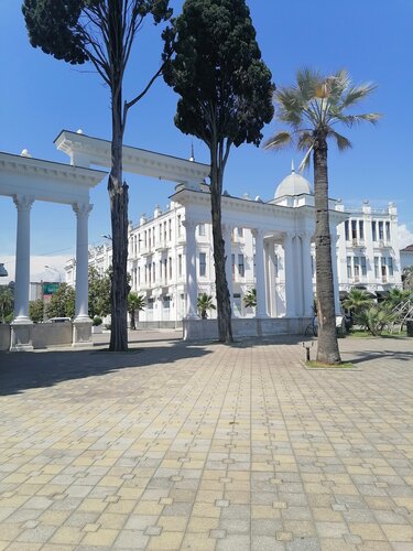 Внешний вид отеля Samson в Сухуме, фото 2