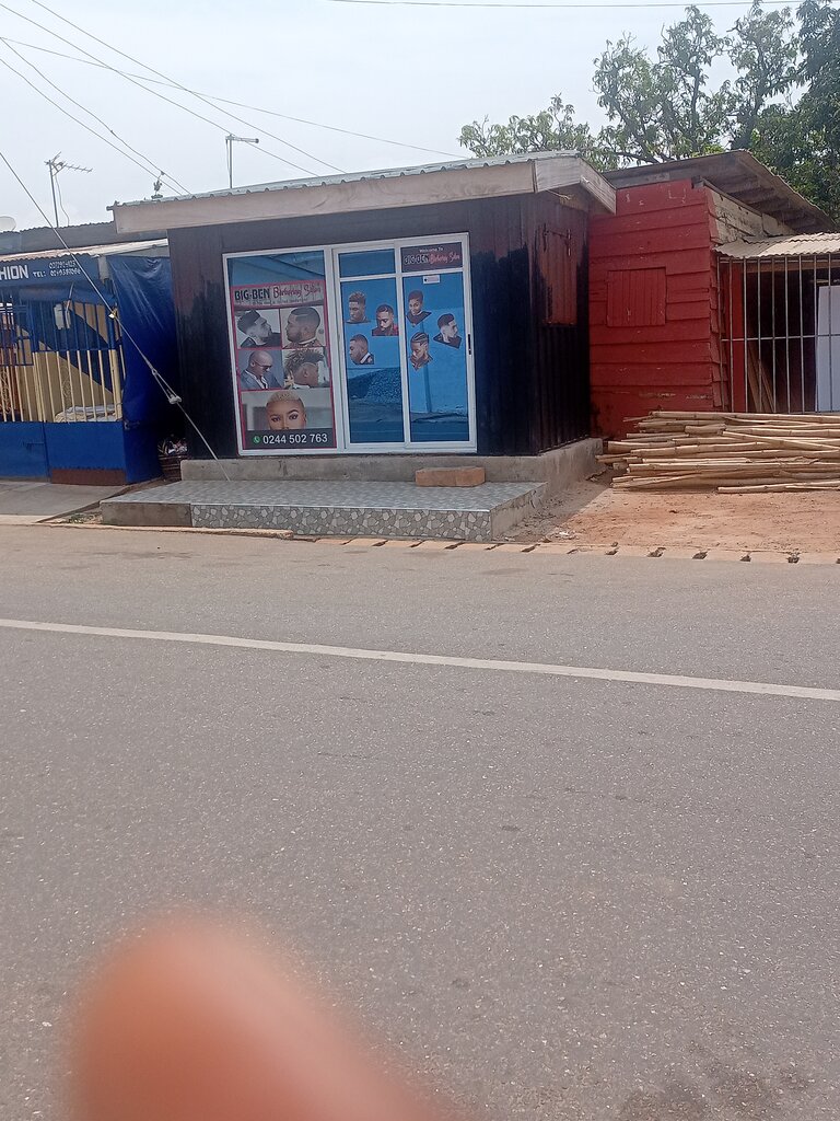 Barber shop Big man barber shop, Accra, photo