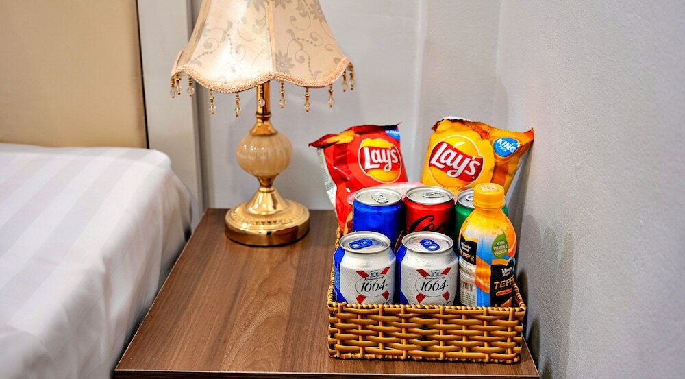 Фото Hanz Cosmos Central Hotel