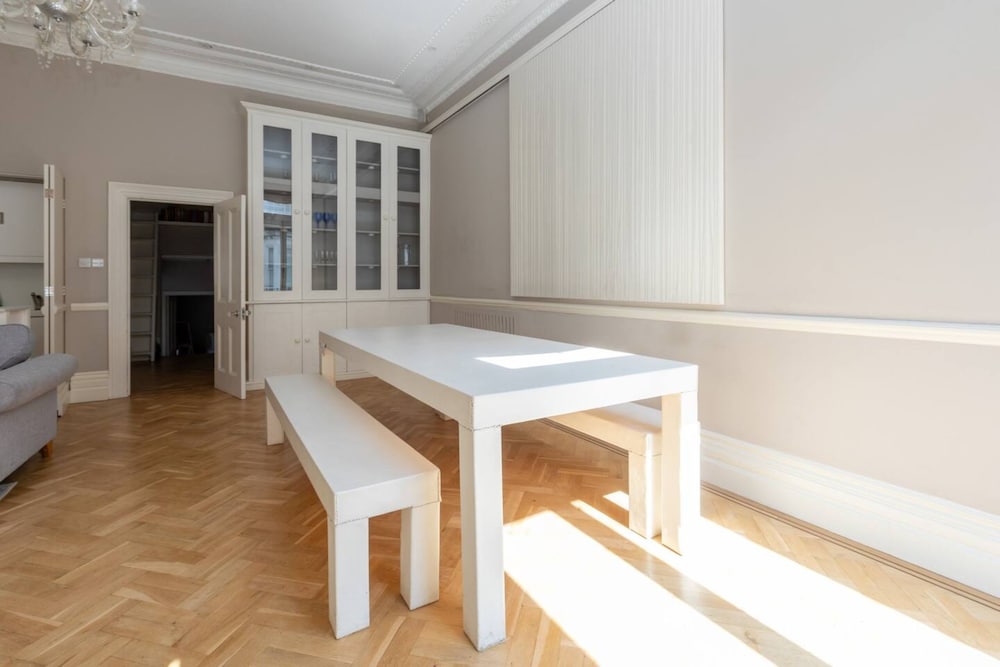 Фото Charming 1bd Flat With Balcony - Kensington