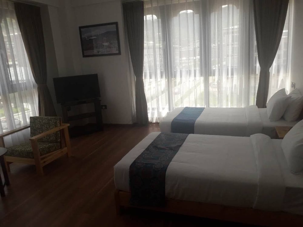 Фото Hotel River Valley