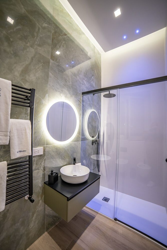 Фото La Banchina Luxury Suites