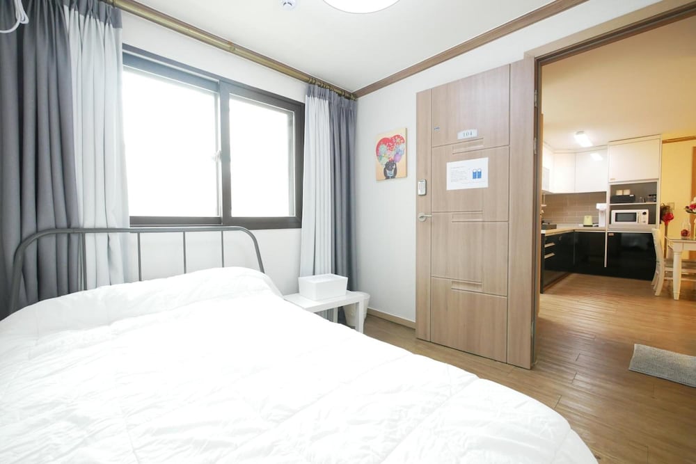 Фото Liz's House - Hostel