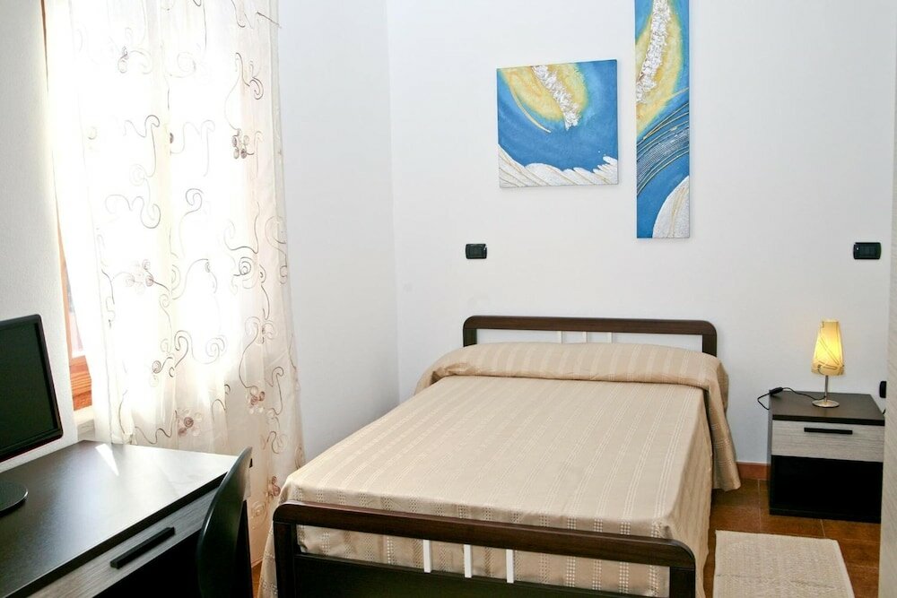 Фото Villa Marogna Rooms and Breakfast