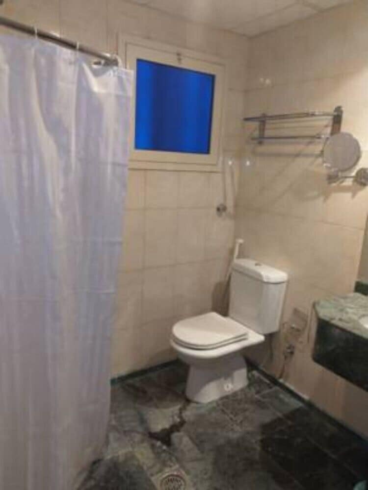 Фото Aayan Al Shisha Hotel