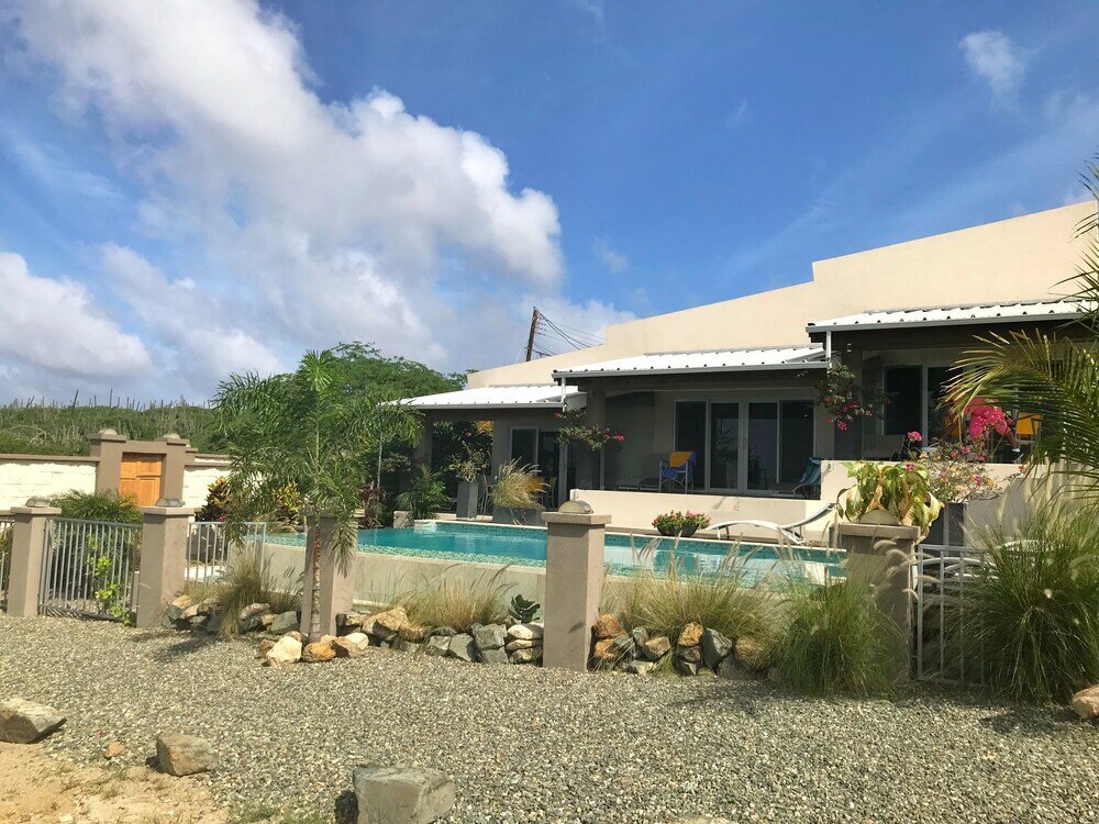 Фото Hidden Hill Condos Aruba