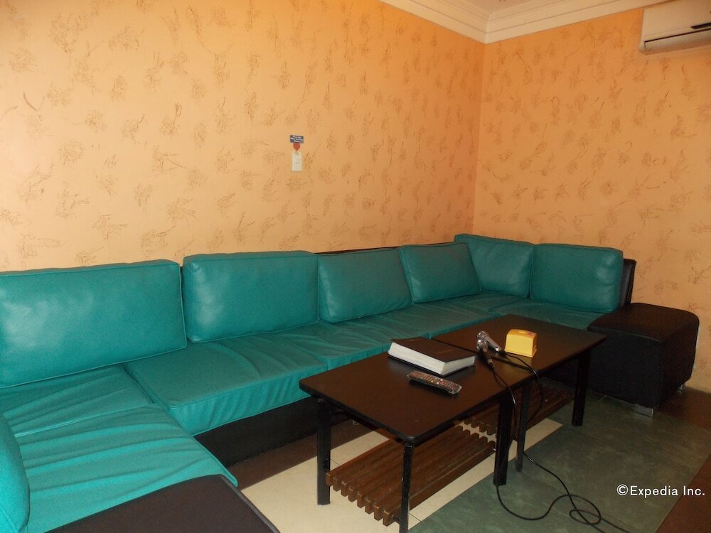 Фото Mo2 Westown Hotel Bacolod - Mandalagan