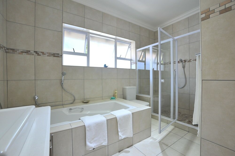 Фото Fifteen On Orange