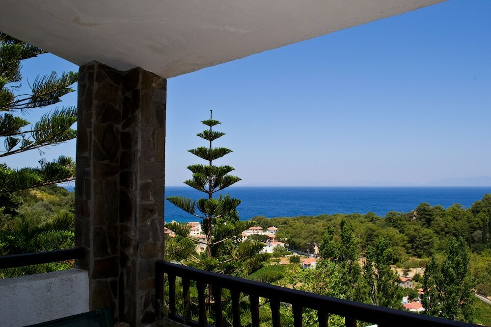 Фото Daphne Hotel