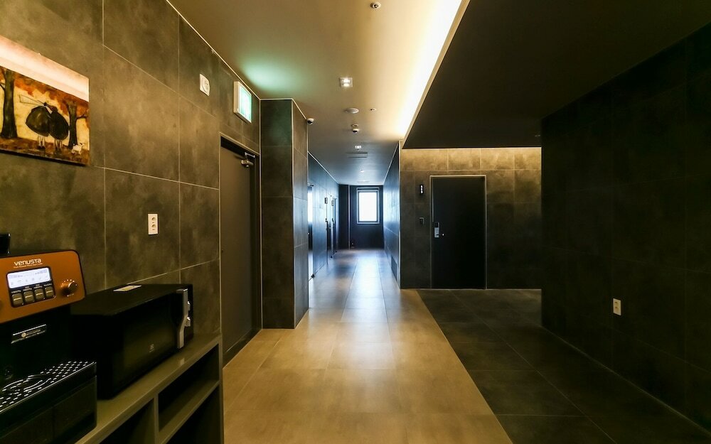 Фото Changwon Jinhae Yongwon Hotel The K