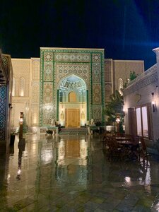 Hilton Garden Inn Samarkand (Дагбитская ул., 2Г), гостиница в Самарканде