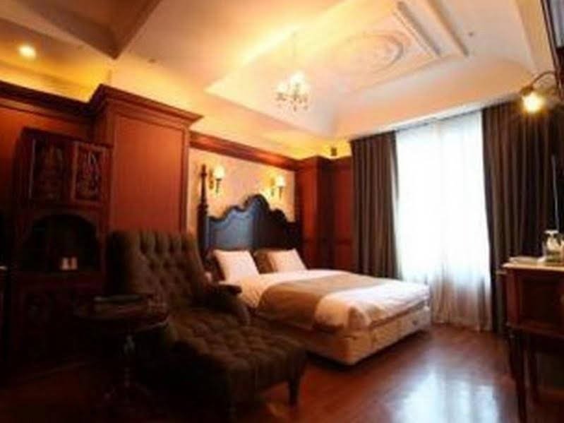 Фото Partyz Hotel