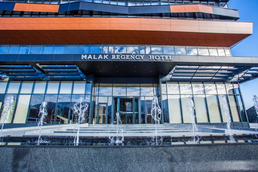 Фото Malak Regency Hotel