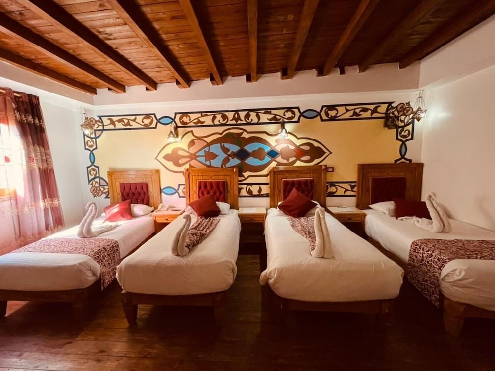 Фото Nefertiti Hotel