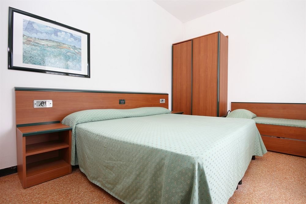 Фото Hotel Adriana