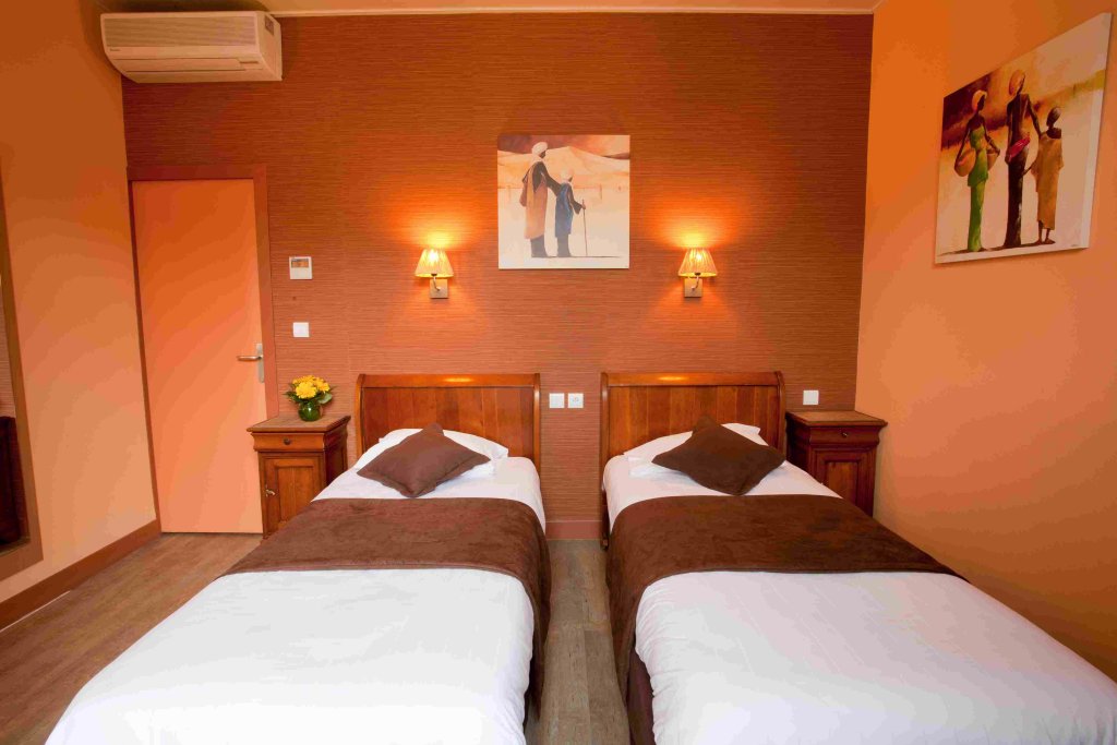 Фото Campanile Orleans Centre Gare