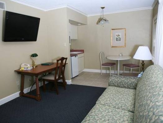 Фото Senate Luxury Suites