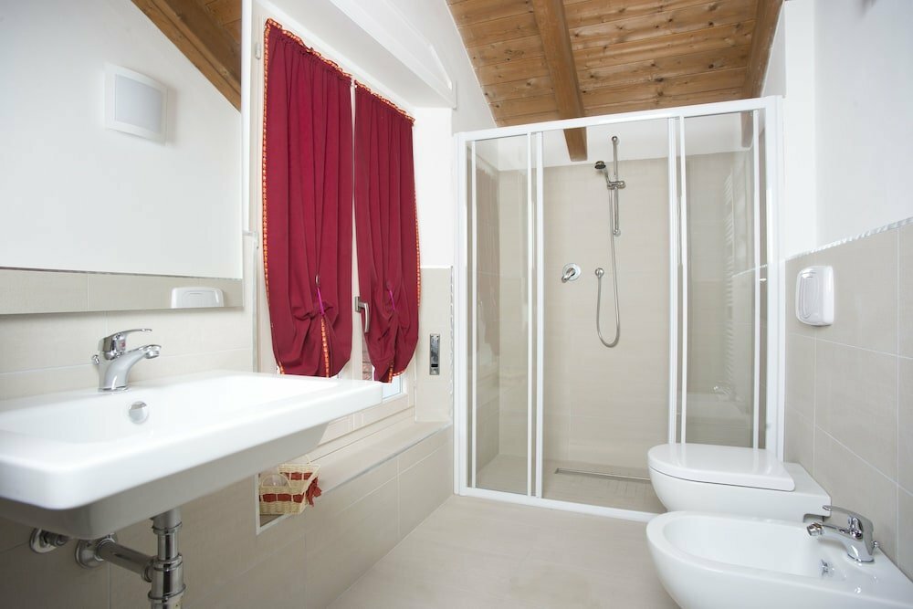 Hotel B&b Castagneto, Piedmont, photo