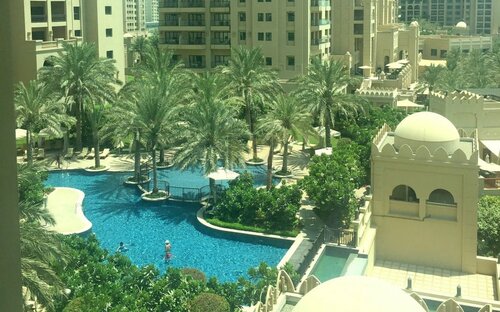 Жильё посуточно MaisonPrive Holiday - Fairmont South в Дубае