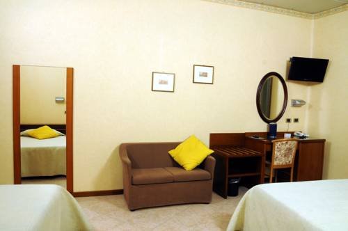 Фото Hotel Button