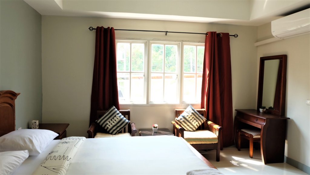 Фото Wong Amat House