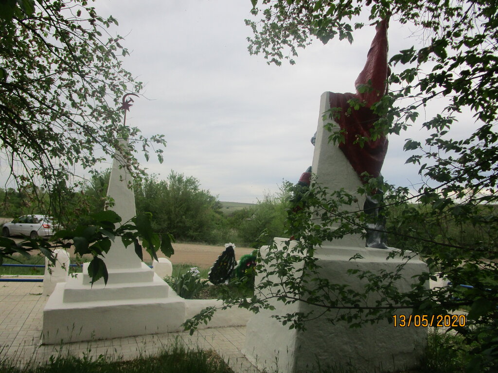 Monument, memorial Братская могила воинов, погибших в годы Великой Отечественной войны, Rostov Oblast, photo