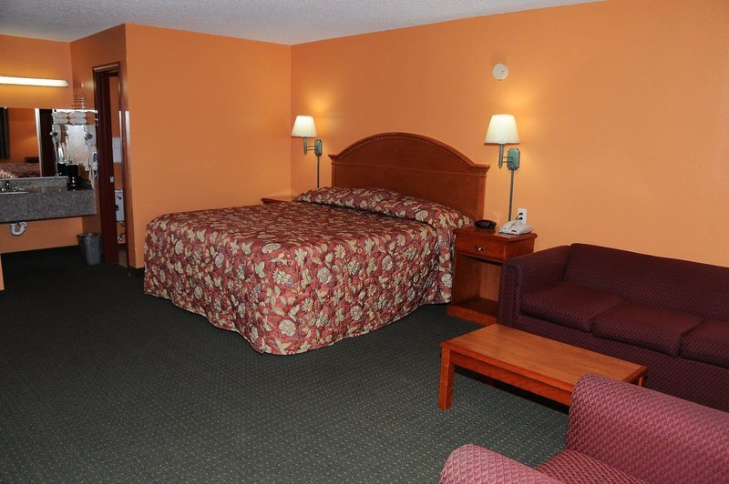 Фото American Inn Cleburne