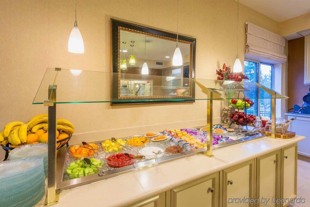 Фото Hilton Garden Inn Flagstaff