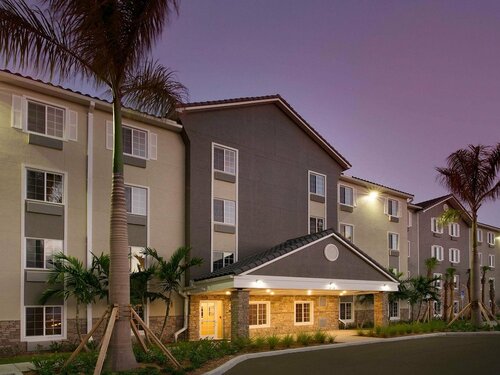 Гостиница WoodSpring Suites Fort Lauderdale