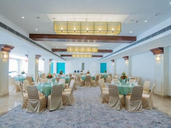 Фото The Imperial Poonam Hotel